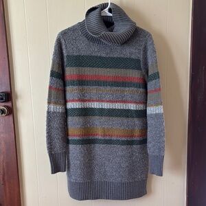 Banana Republic Charcoal Knit Sweater Dress. Size small. Great accents on this